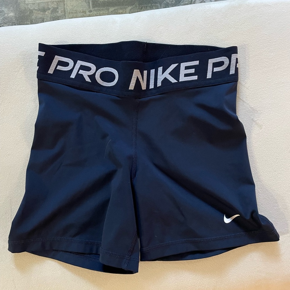 Nike Pro Womens 3” Shorts Dark blue